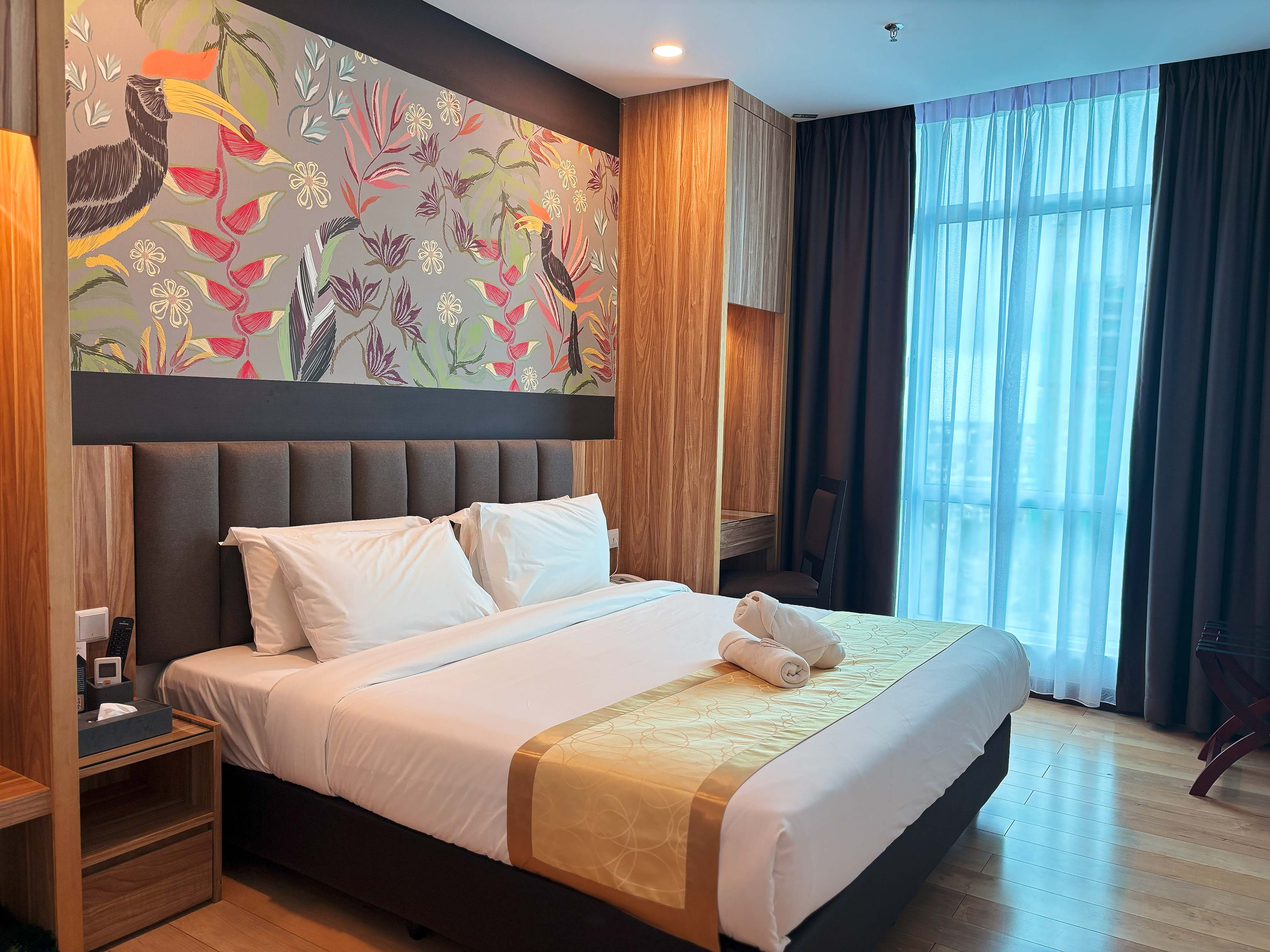 Superior King Bedroom