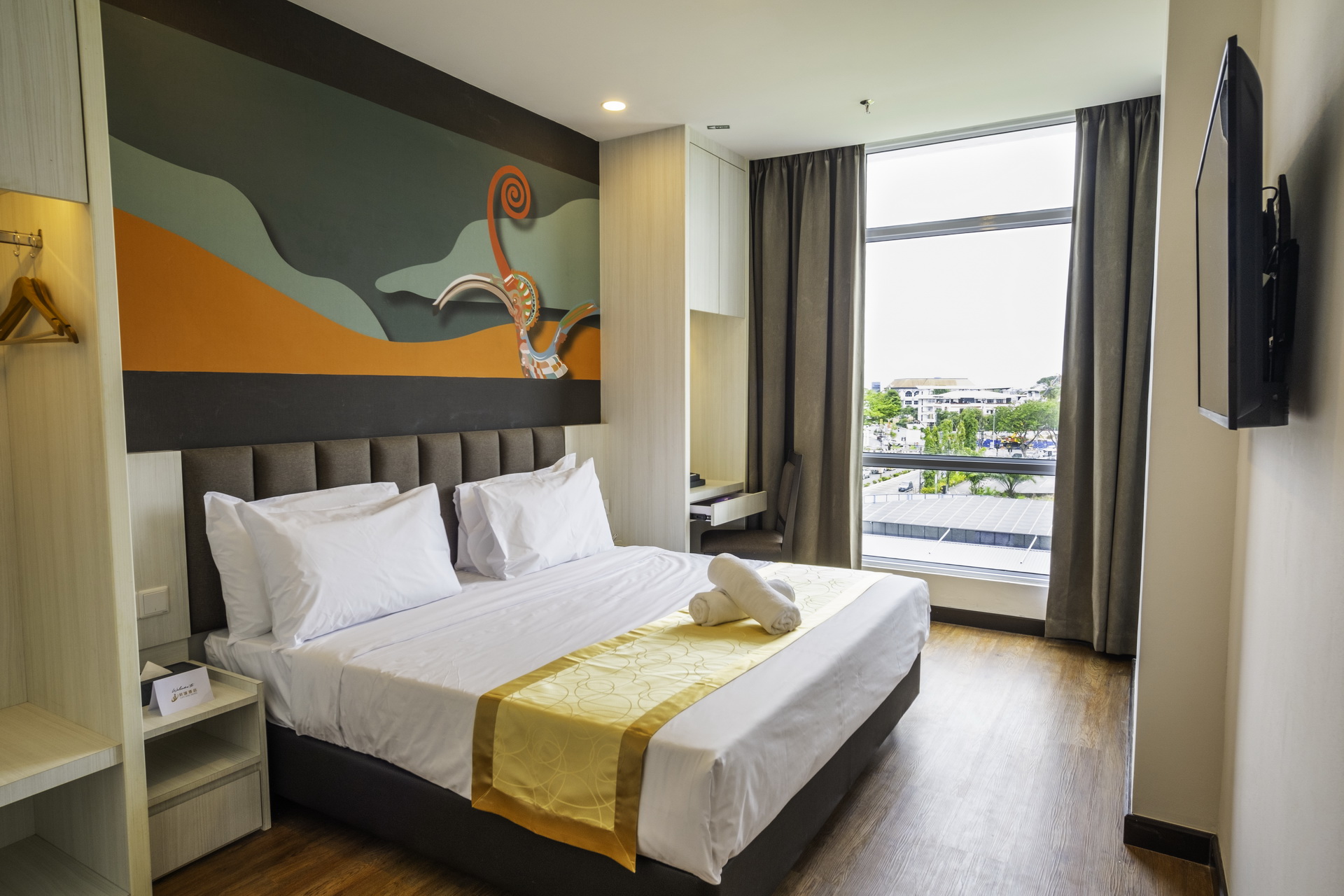Superior King bedroom